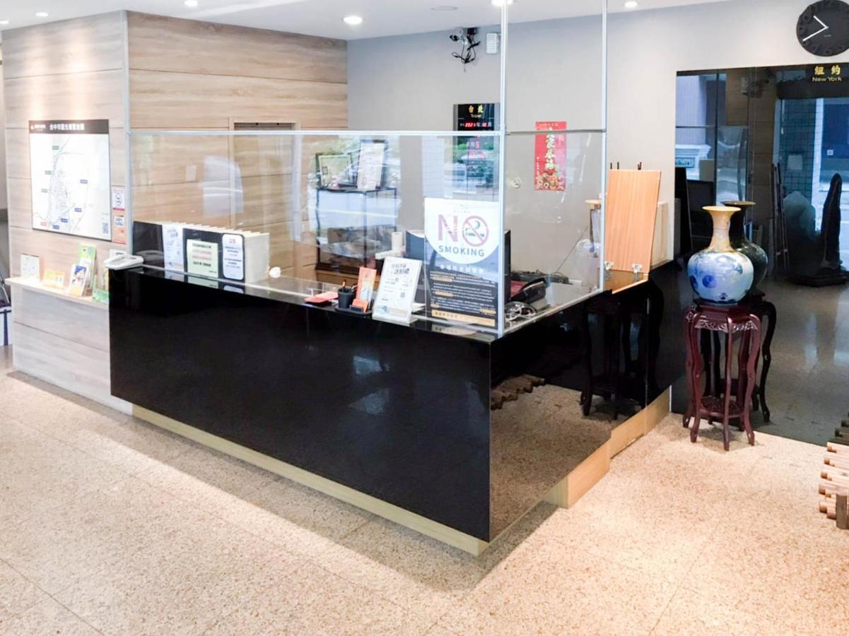Fudi Hotel Тайджун Екстериор снимка