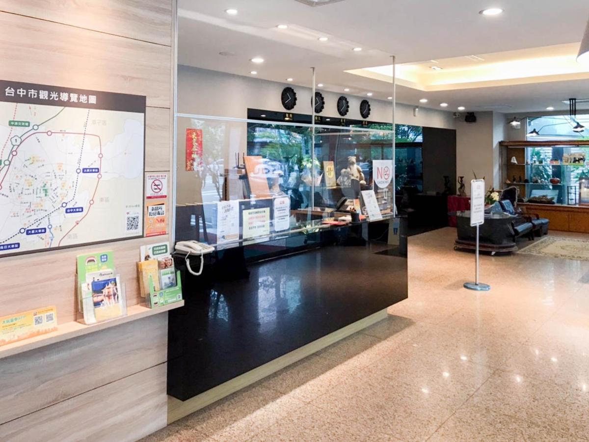 Fudi Hotel Тайджун Екстериор снимка